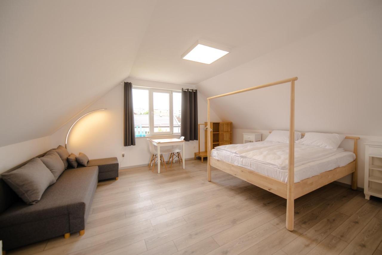Pixel Guesthouse Tîrgu Secuiesc Екстериор снимка