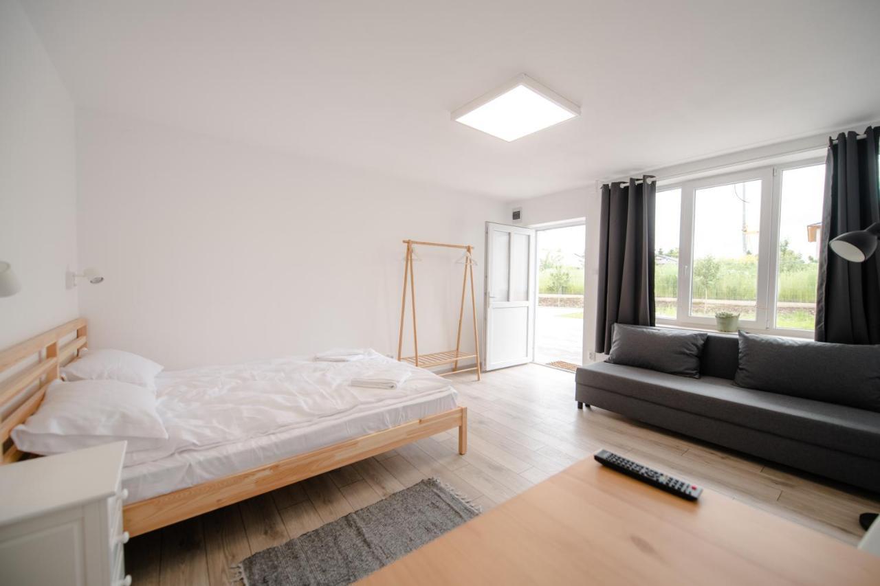 Pixel Guesthouse Tîrgu Secuiesc Екстериор снимка
