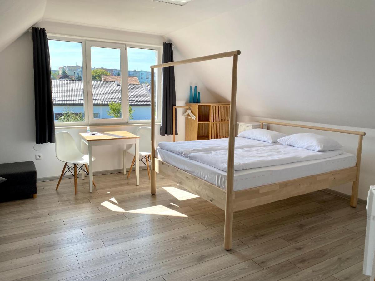 Pixel Guesthouse Tîrgu Secuiesc Екстериор снимка