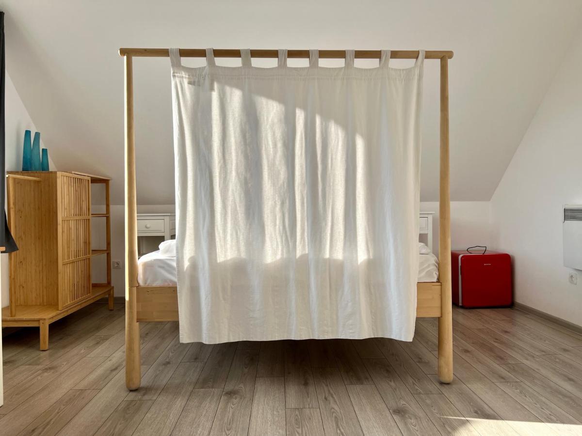 Pixel Guesthouse Tîrgu Secuiesc Екстериор снимка