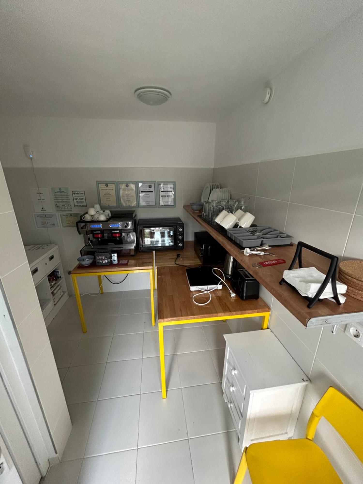 Pixel Guesthouse Tîrgu Secuiesc Екстериор снимка