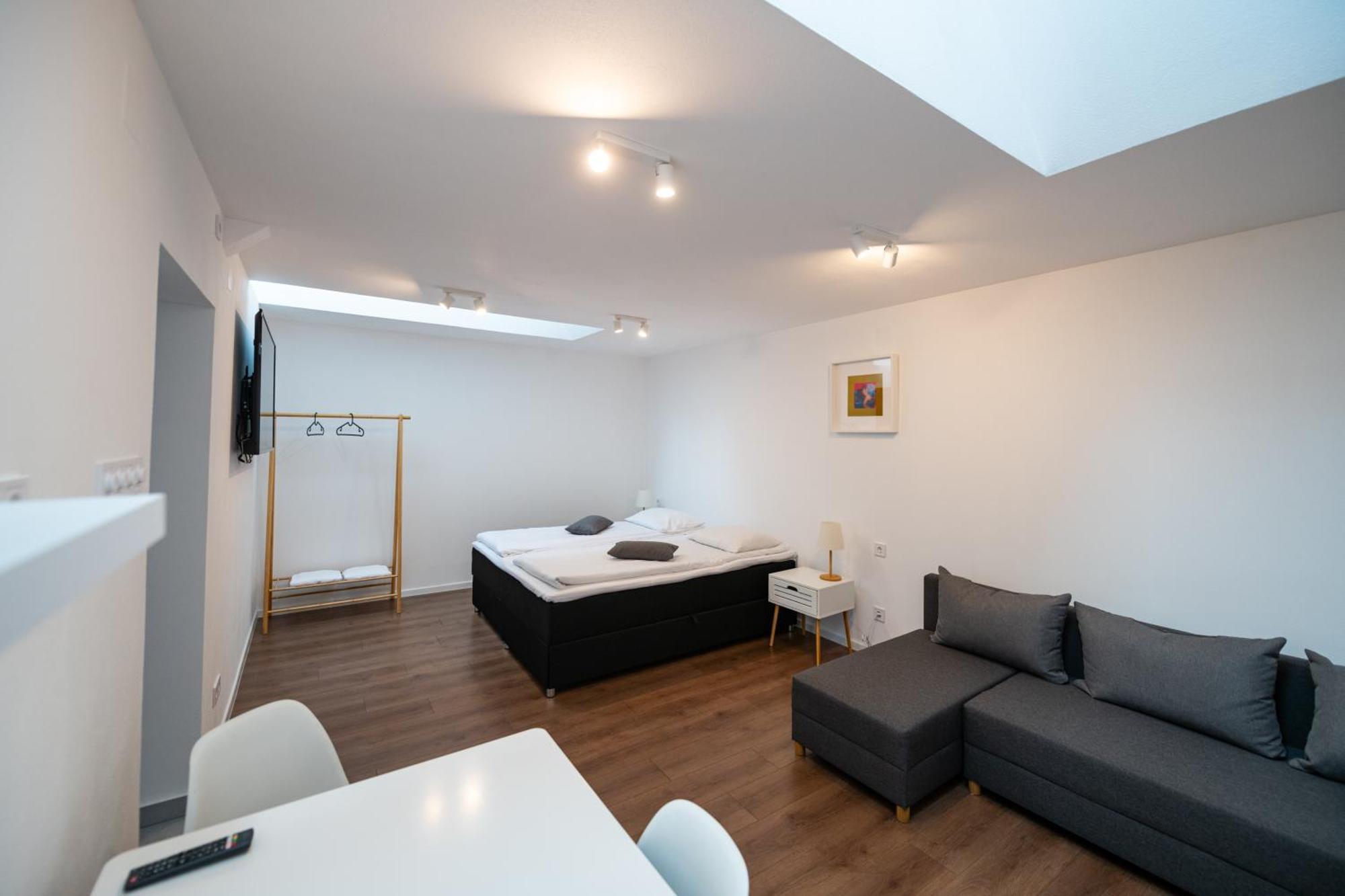 Pixel Guesthouse Tîrgu Secuiesc Екстериор снимка