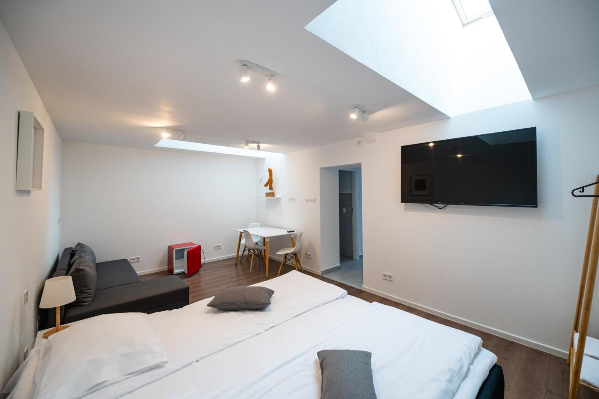 Pixel Guesthouse Tîrgu Secuiesc Екстериор снимка